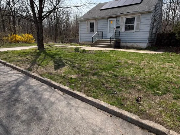 1212 Wood St, Burlington, NJ 08016