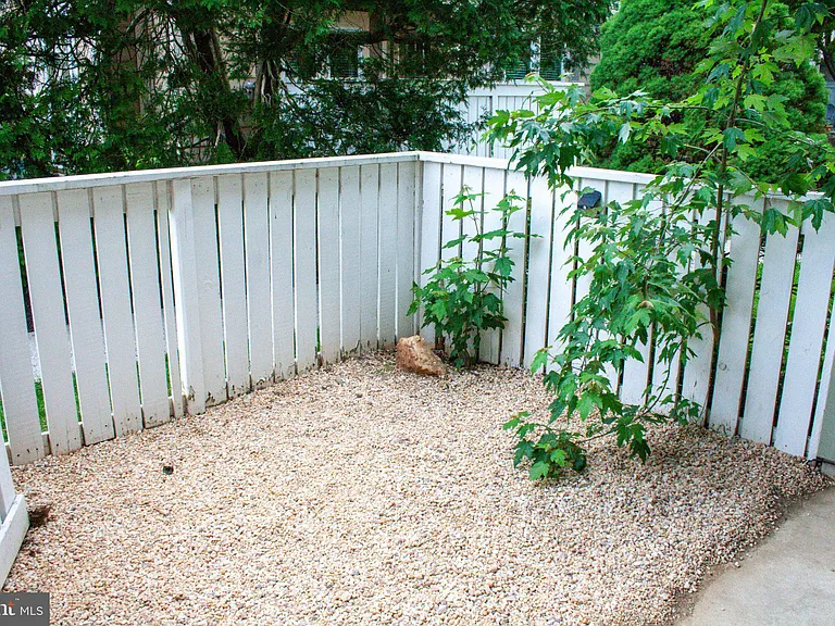 11325 Halethorpe Ter #207 — Photo 23
