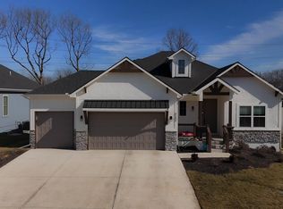 4204 SE Adams Dr, Blue Springs, MO 64014