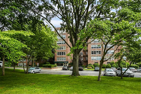 Sold by Douglas Elliman | media 2