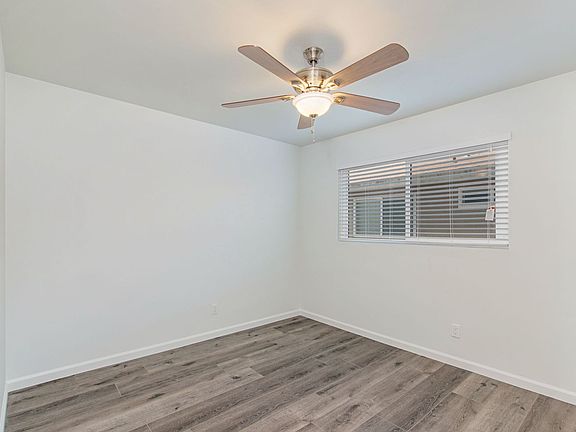4th image of 1336 Iris Ave APT D