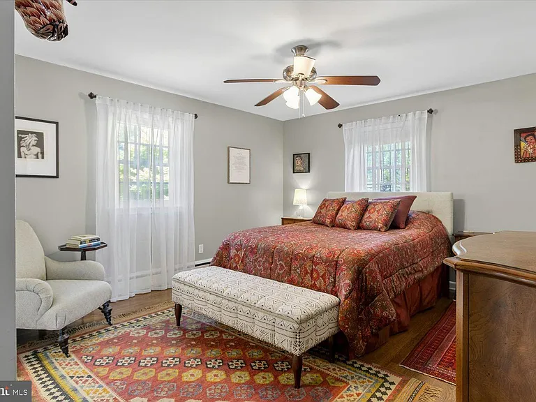 2212 Reddfield Dr — Photo 35