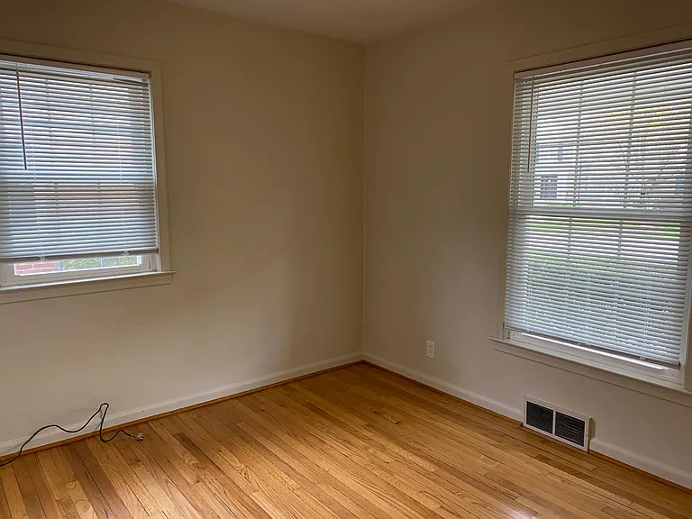 1356 S Bates St — Photo 20