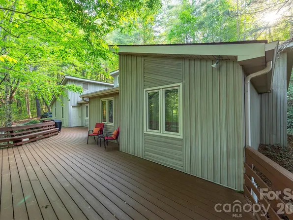 58 Ballantree Dr, Asheville, NC 28803