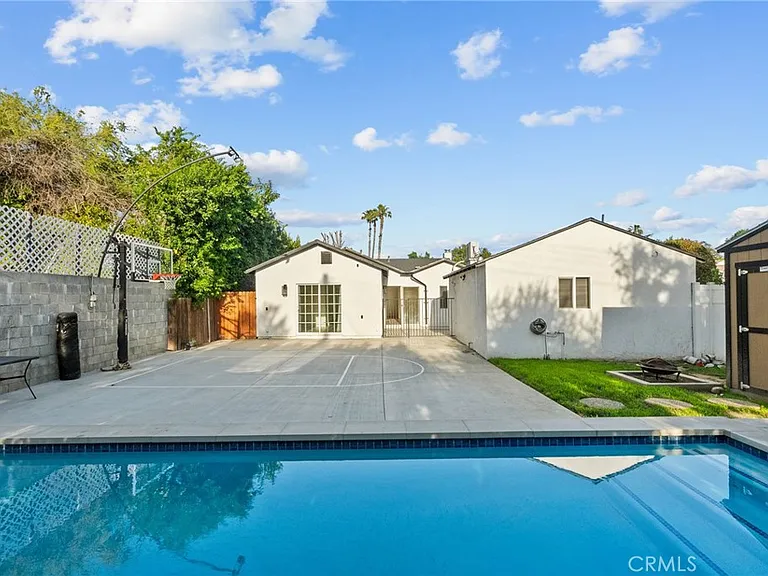 5937 Ranchito Ave — Photo 6