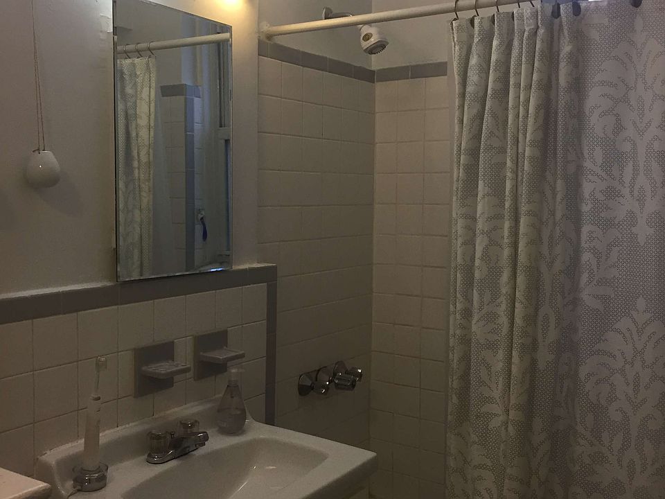 2nd image of 86 W 12th St APT 2G