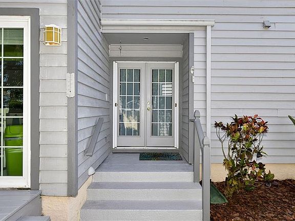 3rd image of 11114 Belle Meade Ct