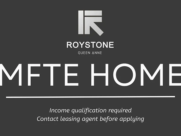 Roystone — Photo 26