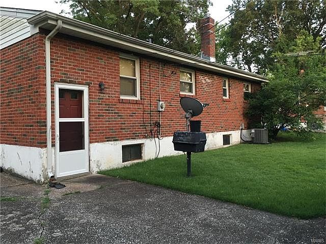 2nd image of 7849 Birchmont Dr