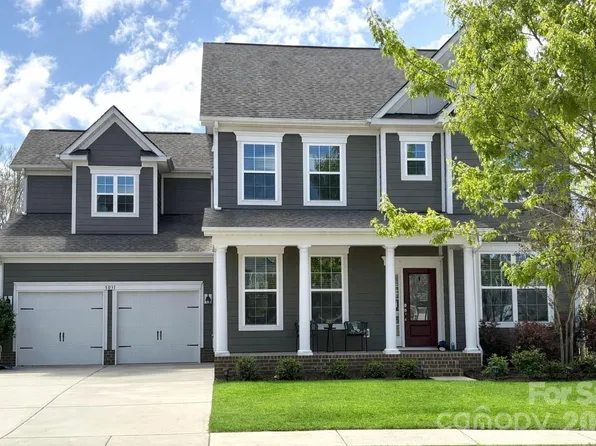 5031 Hamilton Mill Dr, Waxhaw, NC 28173