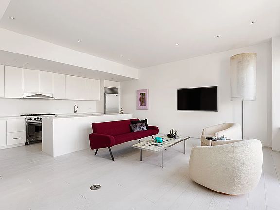 5th image of 505 Greenwich St Front A