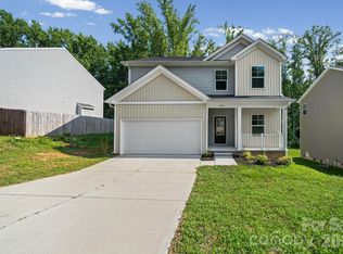 7725 E Lane Dr, Charlotte, NC 28212