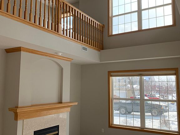 4th image of 3910 NE Gardenia Ln