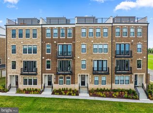 42740 Dalcarnia Ter, Ashburn, VA 20147