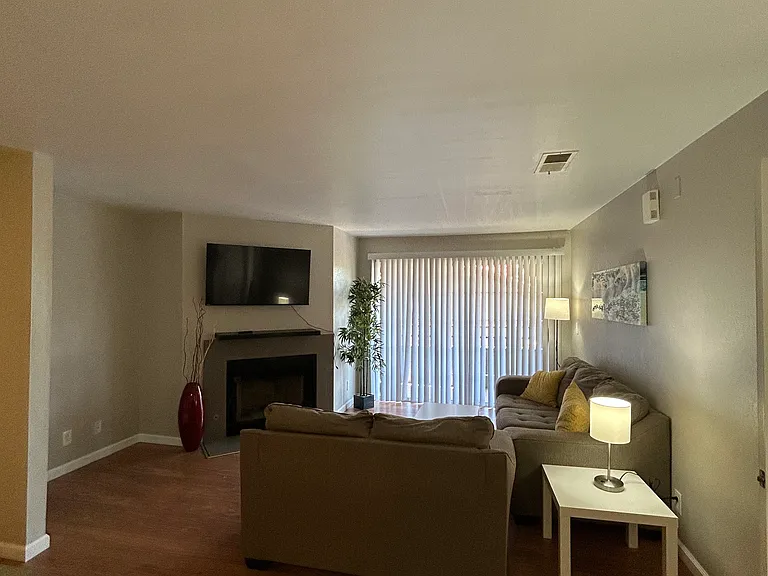 2200 Fort Apache Ave #2015 — Photo 27