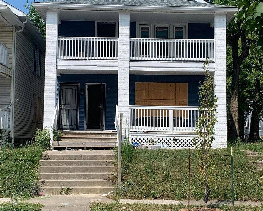 1st image of 823-825 Lilley Ave