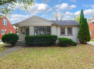 222 Woodlawn Ave, Royal Oak, MI