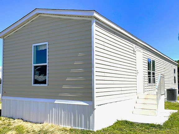 3rd image of 417 E Erie Dr #417-EED