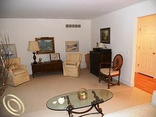 3rd image of 3011 Helen Ct #1