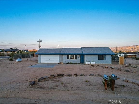 2nd image of 4661 Avenida La Manana