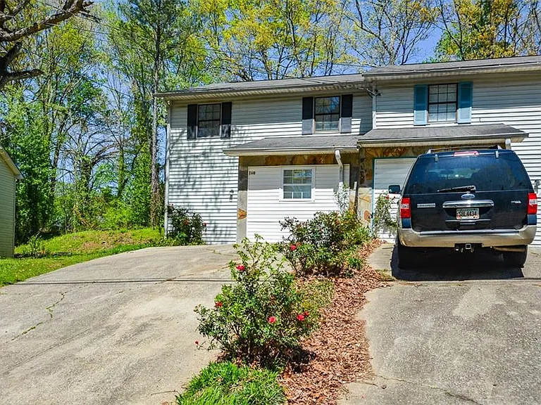160 Timber Creek Ln SW — Photo 3