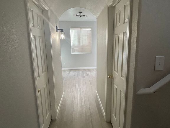 5th image of 10184 Village Edge Pl