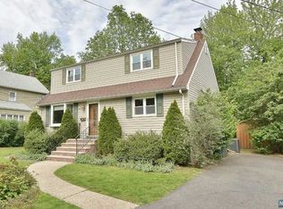 104 14th St, Cresskill, NJ 07626