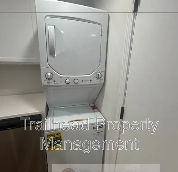316 E Gregory Blvd #1W — Photo 4
