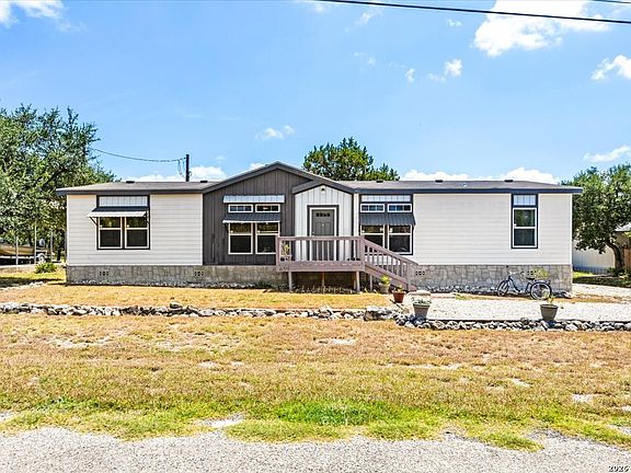 3rd image of 659 Private Road 1508