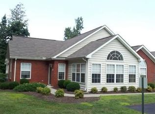 112 Villa Dr, Poquoson, VA 23662