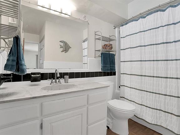 2nd image of 1133 Tosch Ln