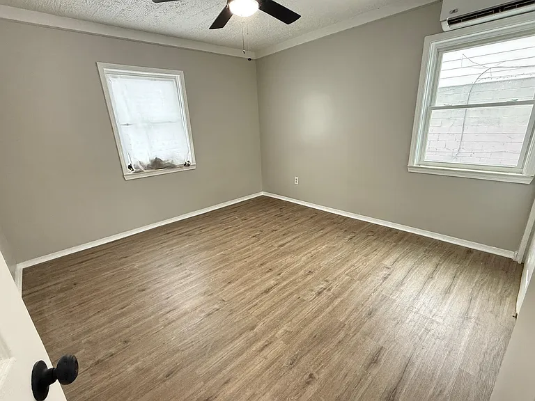 7331 Drexel St — Photo 13