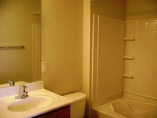 5th image of 1741 Tailmore Ln