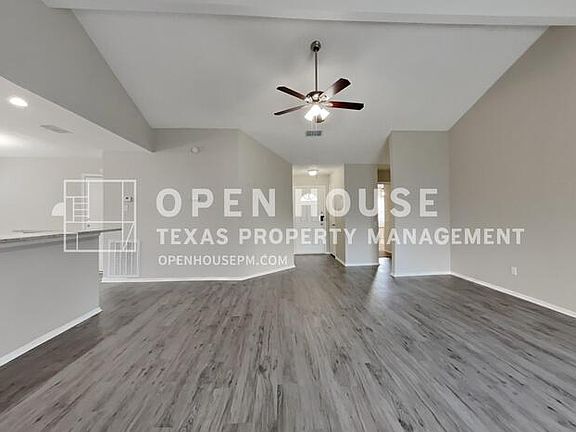 4th image of 7011 Sharpsburg Dr