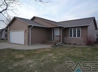 108 E Thad St, Brandon, SD 57005