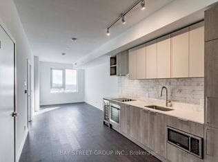 2020 Bathurst St #1203, Toronto, ON M5P 2B9