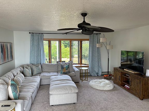 5th image of 1335 Bay Dr