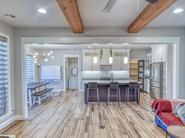 2325 Rivercross Ct — Photo 8