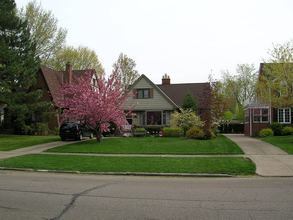 2nd image of 19753 Coffinberry Blvd