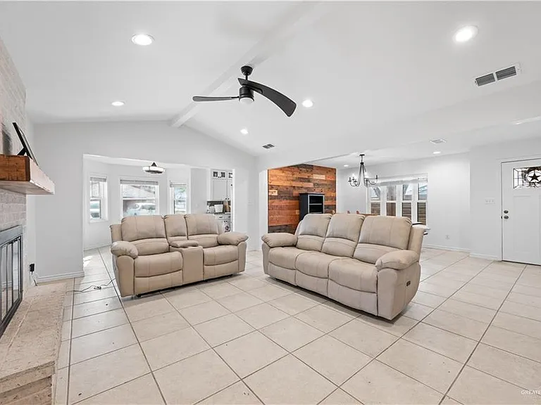 4012 Auburn Ave — Photo 3