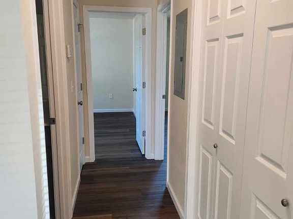 5th image of 1207 Primrose Ln #A