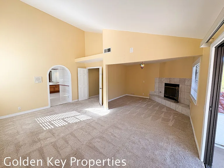 2475 Unicornio St — Photo 26