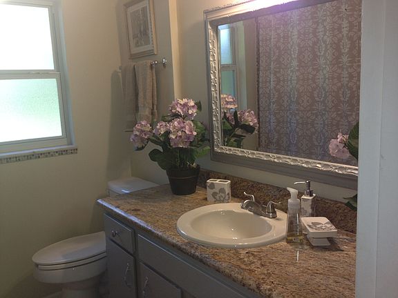 2nd bathroom