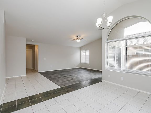 4th image of 873 W Sierra Madre Ave