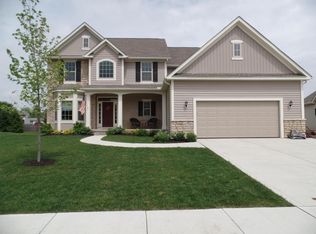 10063 Corona Ln, Plain City, OH 43064