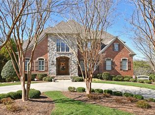 1513 Boxthorne Ln, Winston Salem, NC 27106