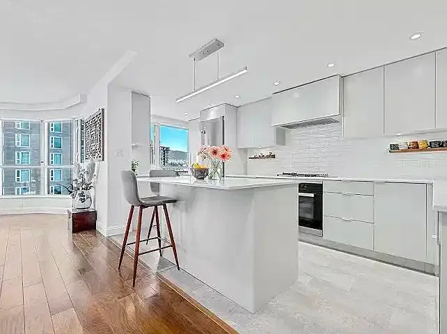 2 bed, 2.0 bath, 1190 sqft, $4,680 — Photo 2