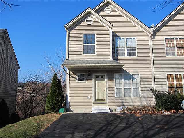 1st image of 220 Sterling Pl #220