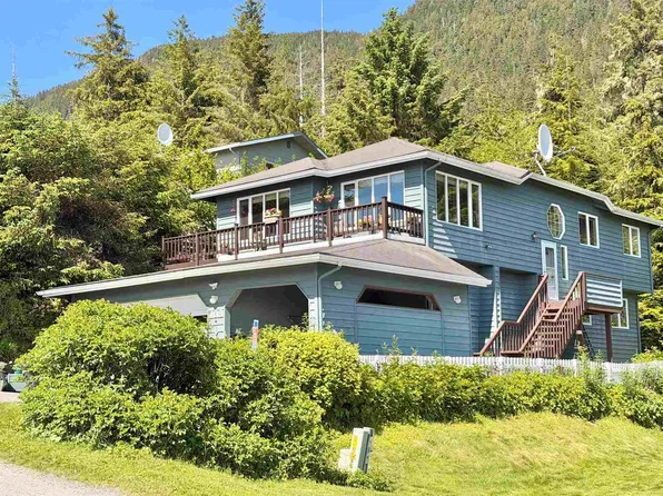 108 Sand Dollar Dr, Sitka, AK 99835