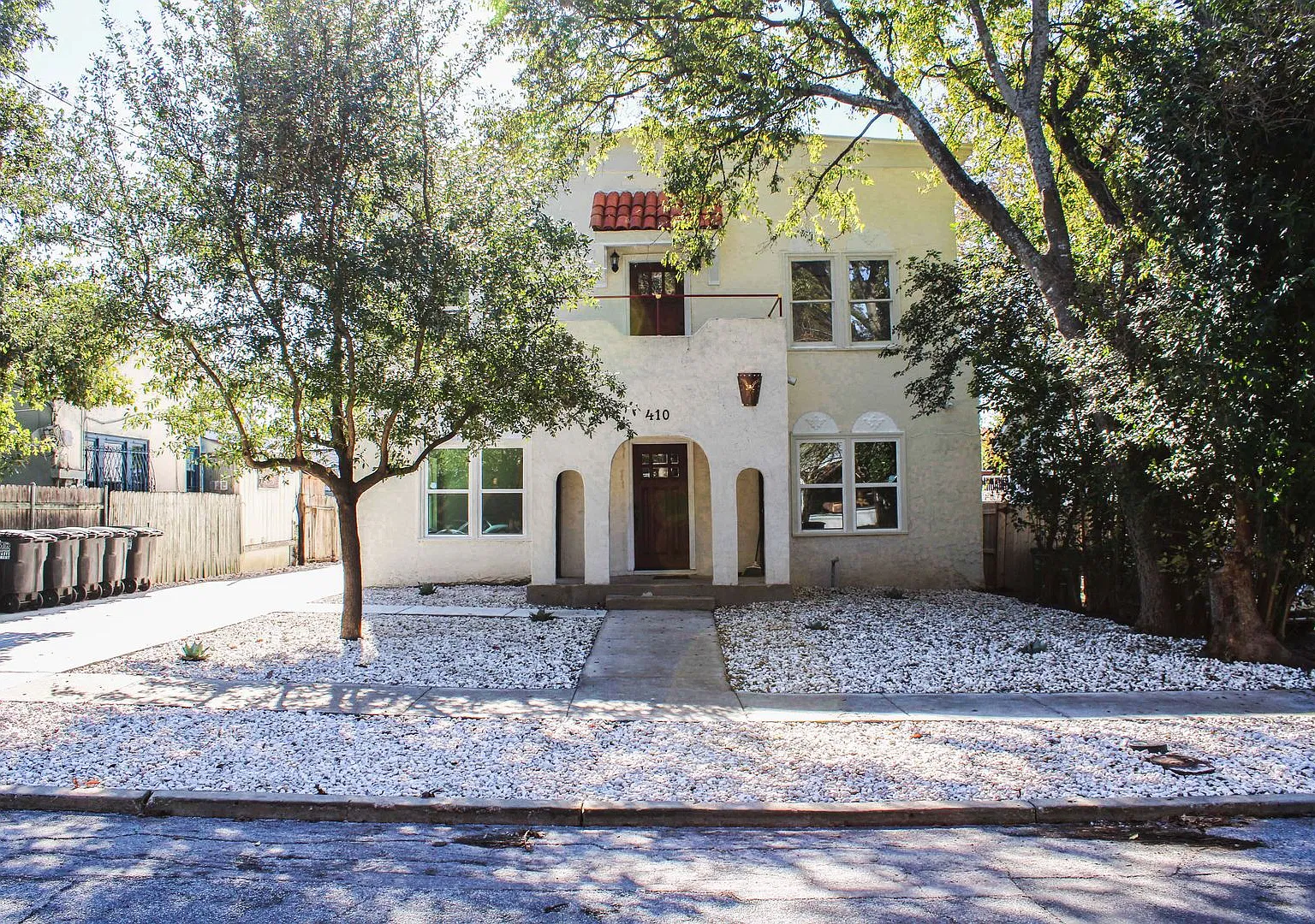 410-F — Photo 1